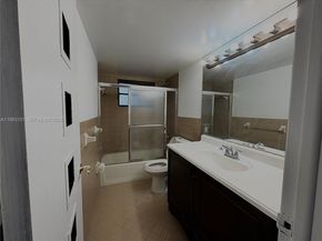 3911 Farragut St, Hollywood FL 33021