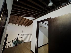 3911 Farragut St, Hollywood FL 33021