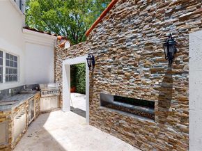 1900 Pizarro St, Coral Gables FL 33134