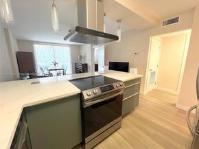 3660 NE 166th St 104+ 32' DOCK, North Miami Beach FL 33160