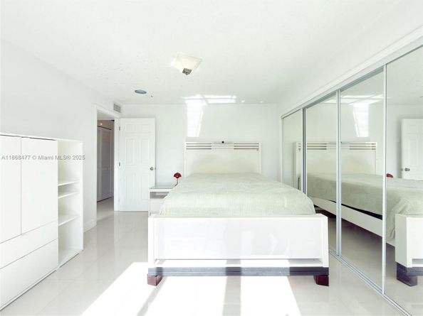 2465 SW 18th Ave 3307, Miami FL 33145