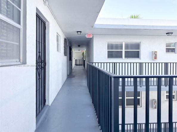 2465 SW 18th Ave 3307, Miami FL 33145