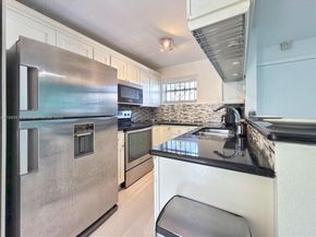 2465 SW 18th Ave 3307, Miami FL 33145