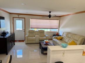 32 Bedford B 32, West Palm Beach FL 33417