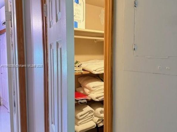 32 Bedford B 32, West Palm Beach FL 33417