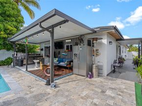 864 E 29th St, Hialeah FL 33013