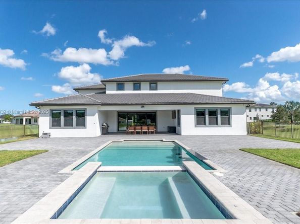 17819 SW 58th St, Southwest Ranches FL 33331