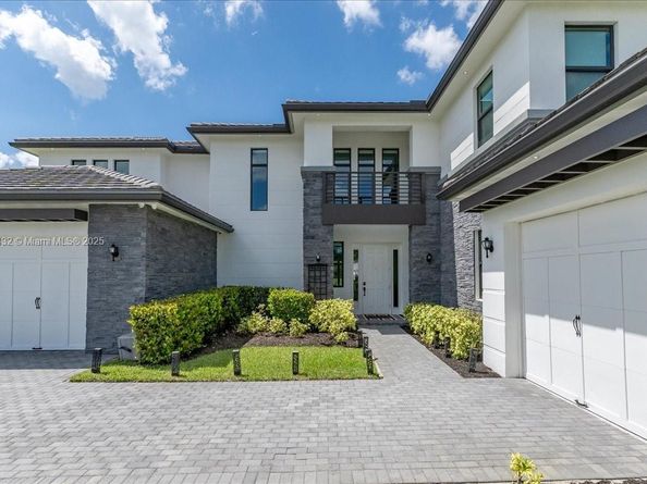 17819 SW 58th St, Southwest Ranches FL 33331