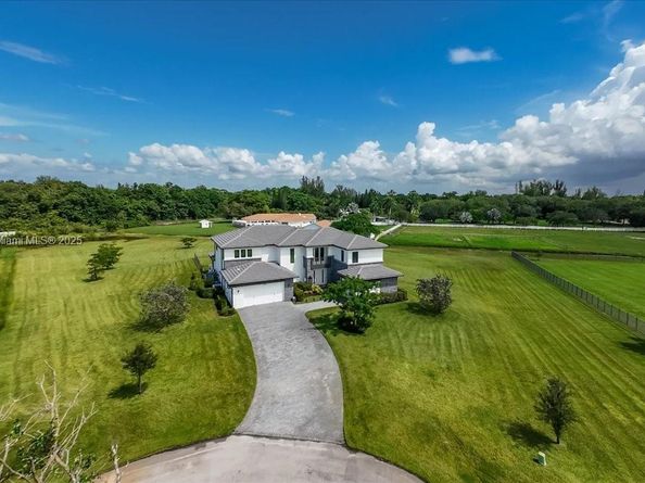 17819 SW 58th St, Southwest Ranches FL 33331