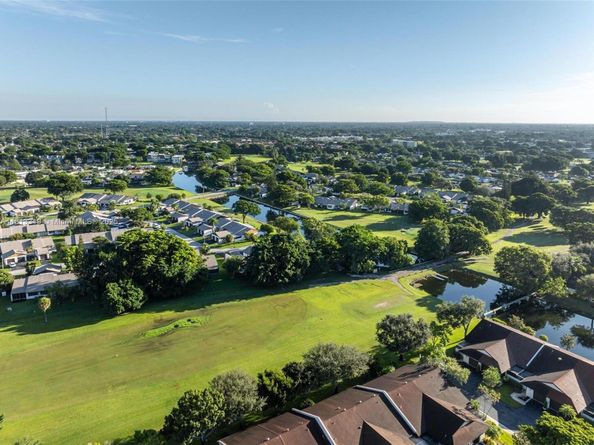 9234 Wedgewood Ln D7, Tamarac FL 33321