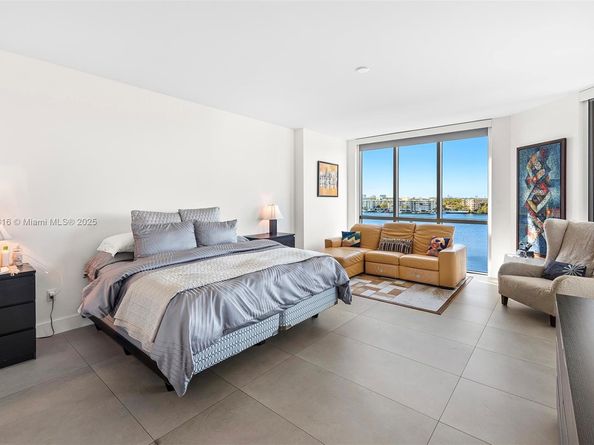 17111 Biscayne Blvd 606, North Miami Beach FL 33160