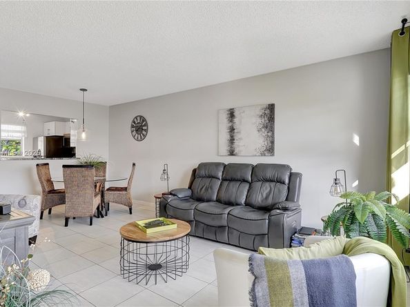 4706 NW 36th St 507, Lauderdale Lakes FL 33319