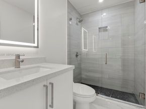 2737 W 55th Pl, Hialeah FL 33016