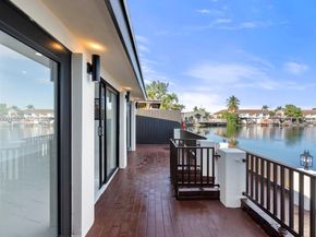 2737 W 55th Pl, Hialeah FL 33016