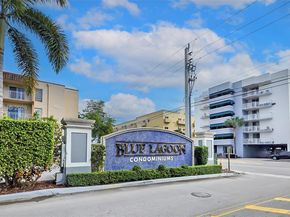 5077 NW 7th St TS7, Miami FL 33126