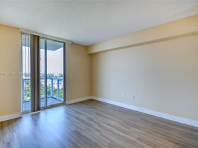 5077 NW 7th St TS7, Miami FL 33126