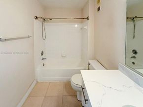3440 N Pinewalk Dr N 518, Margate FL 33063