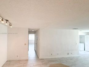 3440 N Pinewalk Dr N 518, Margate FL 33063