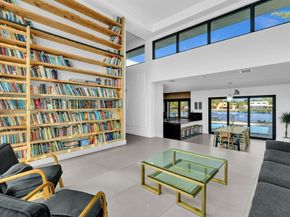 19801 NE 23rd Ave, Miami FL 33180