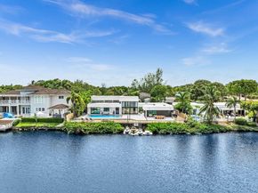 19801 NE 23rd Ave, Miami FL 33180