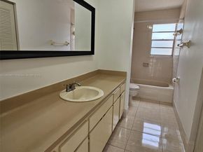 9199 Fontainebleau Blvd 6, Miami FL 33172