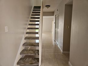 9199 Fontainebleau Blvd 6, Miami FL 33172