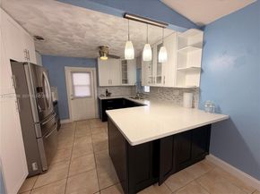 6080 NW 199th St, Hialeah FL 33015