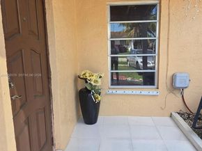 16242 SW 304th Ter, Homestead FL 33033