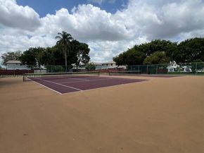 721 NW 105th Terrace 721, Pembroke Pines FL 33026