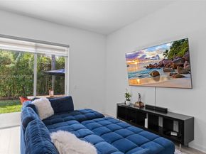 625 Bald Cypress Rd, Weston FL 33327