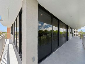 700 Coral Way 5, Coral Gables FL 33134