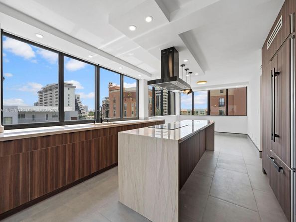700 Coral Way 5, Coral Gables FL 33134