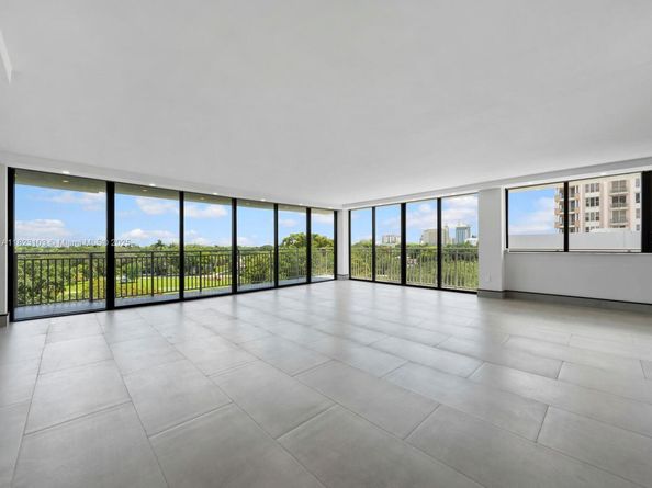 700 Coral Way 5, Coral Gables FL 33134