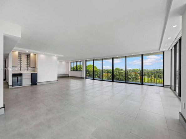 700 Coral Way 5, Coral Gables FL 33134