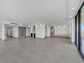 700 Coral Way 5, Coral Gables FL 33134