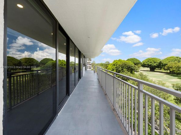 700 Coral Way 5, Coral Gables FL 33134