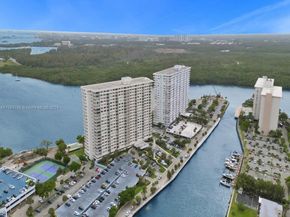 300 Bayview Dr 906, Sunny Isles Beach FL 33160