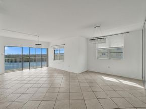 300 Bayview Dr 906, Sunny Isles Beach FL 33160