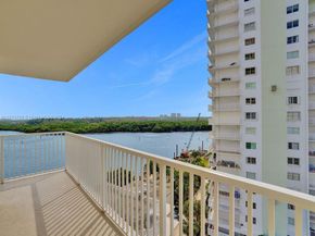 300 Bayview Dr 906, Sunny Isles Beach FL 33160