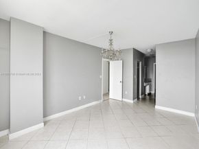 300 Bayview Dr 906, Sunny Isles Beach FL 33160
