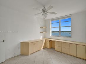 300 Bayview Dr 906, Sunny Isles Beach FL 33160