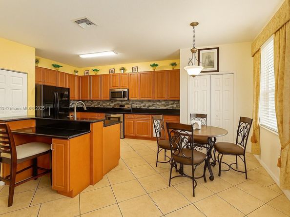 14936 SW 22nd St, Miramar FL 33027