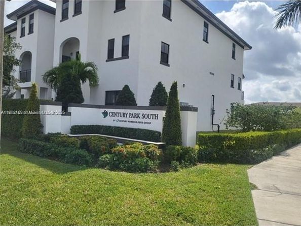 15650 SW 136th St 110, Miami FL 33196