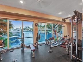 3370 Hidden Bay Dr 1002, Aventura FL 33180