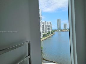 3370 Hidden Bay Dr 1002, Aventura FL 33180