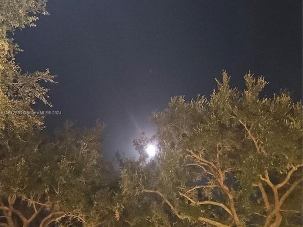 3370 Hidden Bay Dr 1002, Aventura FL 33180