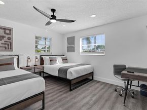 7471 Hope St, Hollywood FL 33024