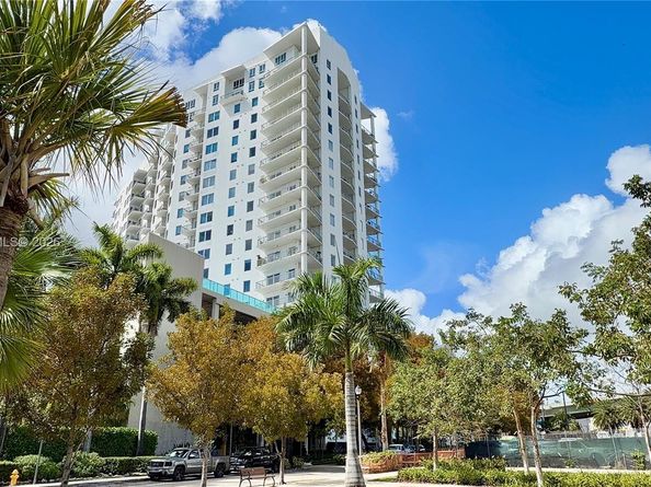 10 SW South River Dr 715, Miami FL 33130