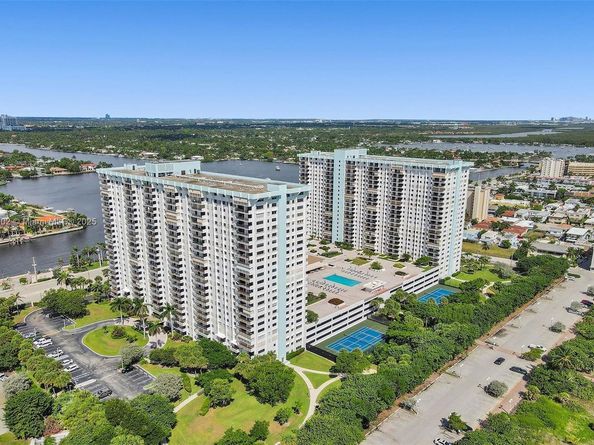 1201 S Ocean Dr 402S, Hollywood FL 33019