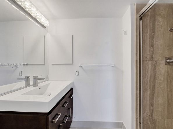 1201 S Ocean Dr 402S, Hollywood FL 33019